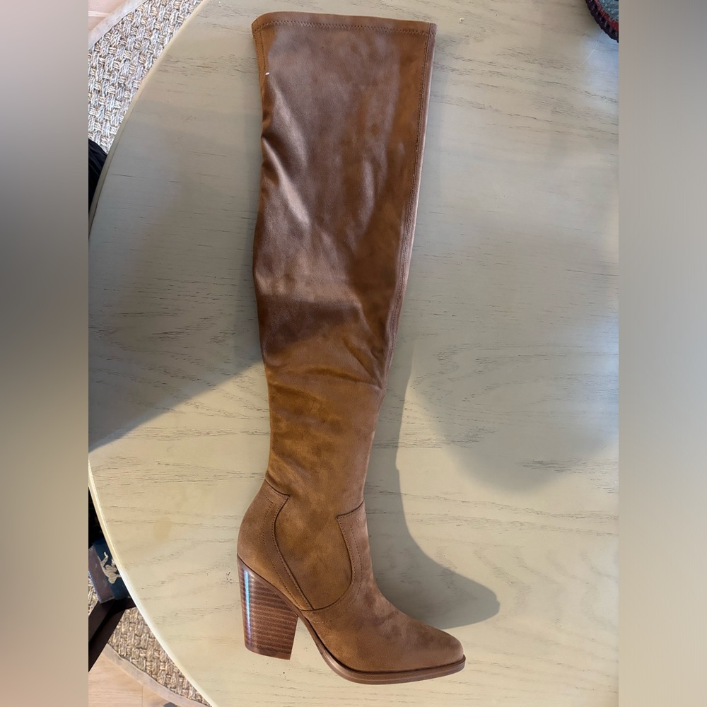 MARC FISHER LTD GWYNETH OVER THE KNEE BOOT